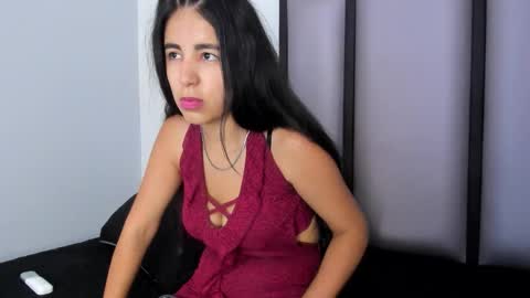   online show from 18, 11, 2025