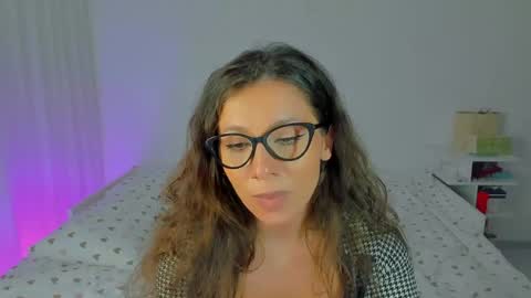 Snapshot of lucy__ray chatting on 22, 4, 2026 lucy__ray online show from 22, 4, 2026