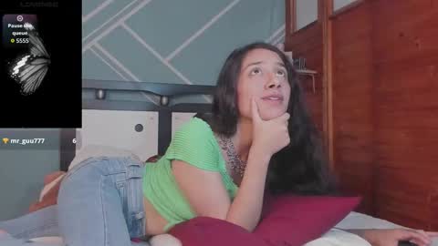 Snapshot of lucy_bluesea chatting on 24, 11, 2025 Lucy Herrera online show from 24, 11, 2025