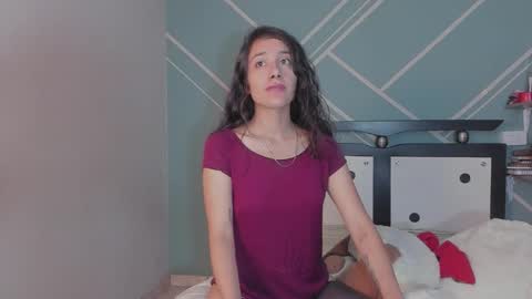 Lucy Herrera online show from 18, 3, 2026