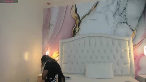 Snapshot of lucy_milf_474 chatting on 16, 7, 2026 Lucy online show from 16, 7, 2026