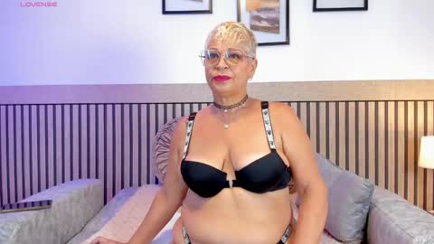 lucy milf online show from 10, 11, 2025