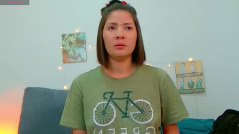 Snapshot of lucy_monroe_ chatting on 24, 11, 2025 Lucy online show from 24, 11, 2025