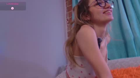 lucy online show from 25, 2, 2025