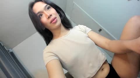 Snapshot of lucy_shane chatting on 14, 9, 2025 lucy_shane online show from 14, 9, 2025