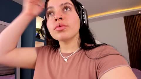 Snapshot of lucy_smith7 chatting on 18, 1, 2025 Sofia online show from 18, 1, 2025
