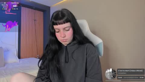 Snapshot of lucy_smith7 chatting on 26, 9, 2025 Sofia online show from 26, 9, 2025