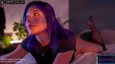 Snapshot of lucyallenx chatting on 18, 10, 2025 Lucy Alien online show from 18, 10, 2025