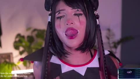 Snapshot of lucyallenx chatting on 27, 10, 2025 Lucy Alien online show from 27, 10, 2025