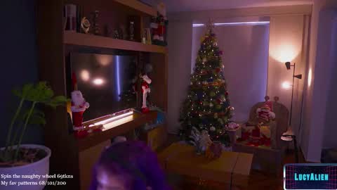 Snapshot of lucyallenx chatting on 5, 1, 2026 Lucy Alien online show from 5, 1, 2026