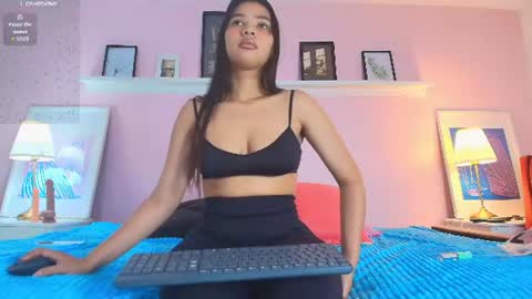 Lucia Bell   online show from 9, 7, 2026