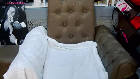 Snapshot of lucybelli chatting on 22, 9, 2025 LucyBelli online show from 22, 9, 2025