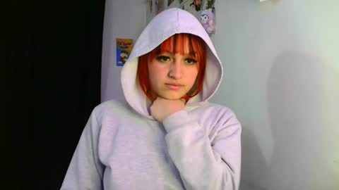 Snapshot of lucycherry__ chatting on 23, 1, 2025 LUCIA online show from 23, 1, 2025