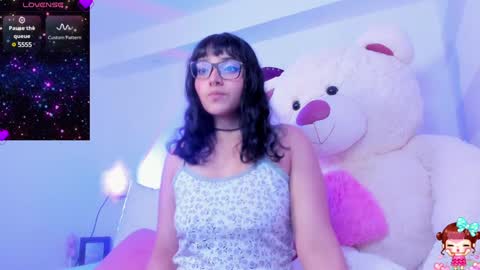 Instagramlucyluy10 online show from 17, 1, 2025
