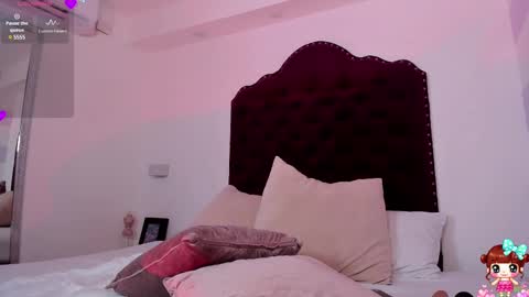 Instagramlucyluy10 online show from 15, 2, 2025