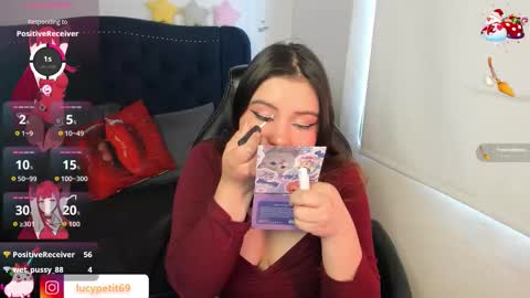 Lucy Petit online show from 26, 11, 2025