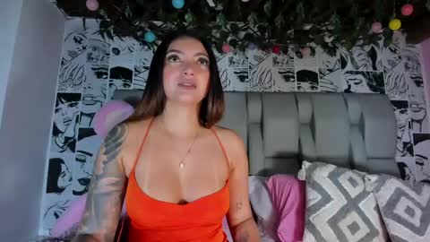 Snapshot of lucyrosse_ chatting on 5, 6, 2026 Lucy online show from 5, 6, 2026