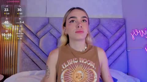 Lucy Vega online show from 16, 12, 2024