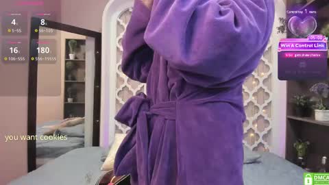 Snapshot of lucyy_liiu chatting on 6, 12, 2024 Lucy Liiu online show from 6, 12, 2024