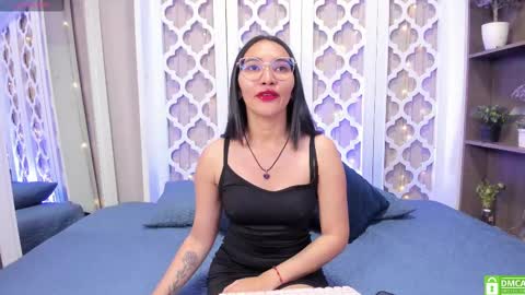Snapshot of lucyy_liiu chatting on 2, 1, 2025 Lucy Liiu online show from 2, 1, 2025