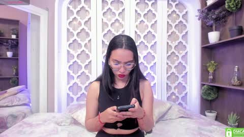 Snapshot of lucyy_liiu chatting on 20, 1, 2025 Lucy Liiu online show from 20, 1, 2025