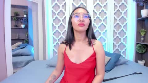 Snapshot of lucyy_liiu chatting on 1, 3, 2025 Lucy Liiu online show from 1, 3, 2025