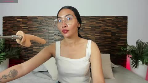 Snapshot of lucyy_liiu chatting on 9, 6, 2026 Lucy Liiu online show from 9, 6, 2026