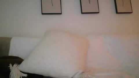 Snapshot of luh698171 chatting on 3, 8, 2026 Luxious online show from 3, 8, 2026