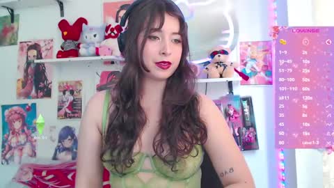 Snapshot of luhannaeverdeen chatting on 16, 7, 2026 Luhana online show from 16, 7, 2026