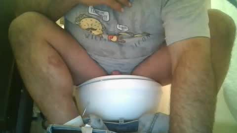 Snapshot of lui1334 chatting on 8, 1, 2026 mrfeetlover online show from 8, 1, 2026