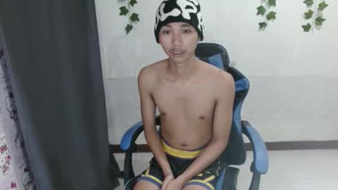 lui_the_fucker online show from 14, 11, 2025