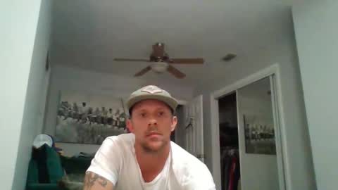 Snapshot of luiggii0904 chatting on 1, 2, 2025 luiggii0904 online show from 1, 2, 2025