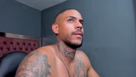 Snapshot of luigi1_ chatting on 7, 12, 2024 Luigi Vitale online show from 7, 12, 2024