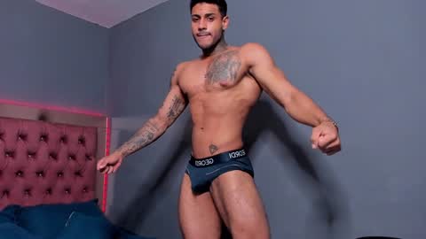 Snapshot of luigi1_ chatting on 4, 2, 2025 Luigi Vitale online show from 4, 2, 2025