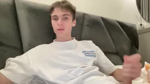 Luis online show from 11, 11, 2025