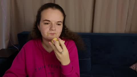 Luisa Rosee online show from 17, 2, 2025