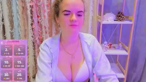 Luisa Rosee online show from 12, 10, 2025