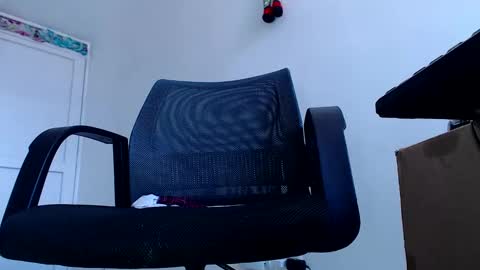 luisfernando01 online show from 22, 2, 2025