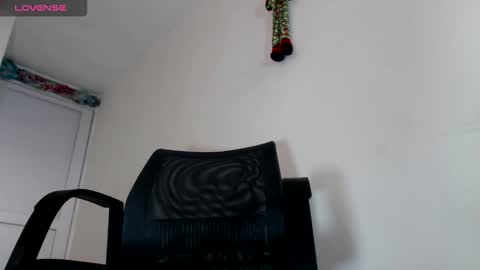 luisfernando01 online show from 9, 3, 2025