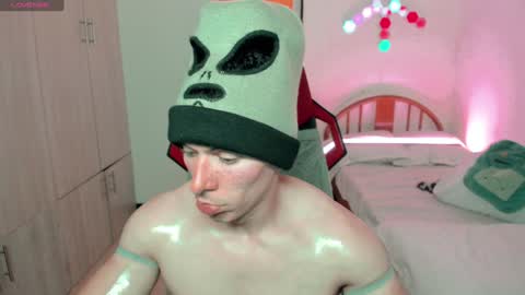 Snapshot of luisfernikesportboy chatting on 5, 2, 2025 Luis Fer PVT IS OPEN online show from 5, 2, 2025