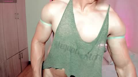 Snapshot of luisfernikesportboy chatting on 19, 2, 2025 Luis Fer PVT IS OPEN online show from 19, 2, 2025