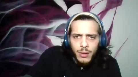 Luisito Descomunica online show from 15, 2, 2026