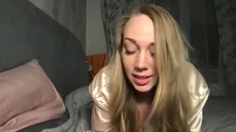 luiva13 online show from 23, 1, 2025