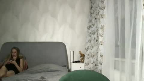 luiva13 online show from 25, 1, 2025