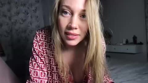 luiva13 online show from 26, 1, 2025