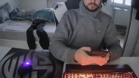 lukasschoetz online show from 15, 1, 2025