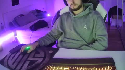 lukasschoetz online show from 19, 1, 2025