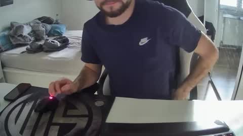 lukasschoetz online show from 20, 1, 2025