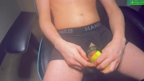 Snapshot of lukatripp chatting on 27, 2, 2025 lukatripp online show from 27, 2, 2025