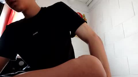 Snapshot of luke_rex chatting on 2, 12, 2025 luke online show from 2, 12, 2025